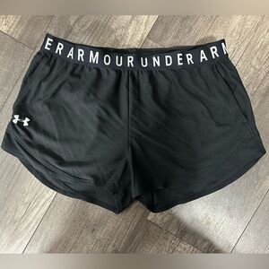 Under Armour - Black Athletic Shorts - Size XL
